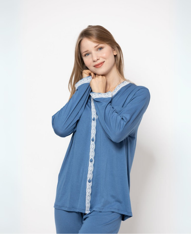Pyjama en Coton et Dentelle