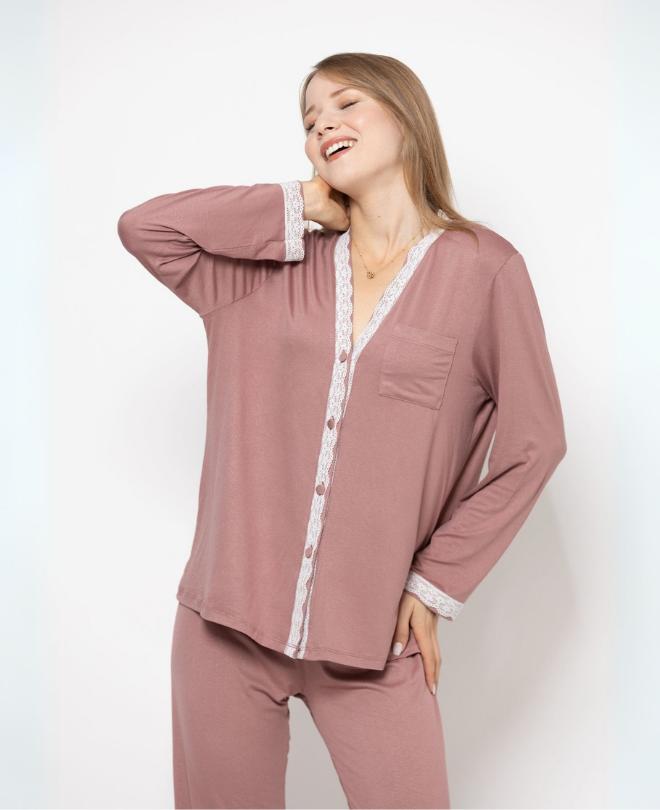 Pyjama en Coton et Dentelle