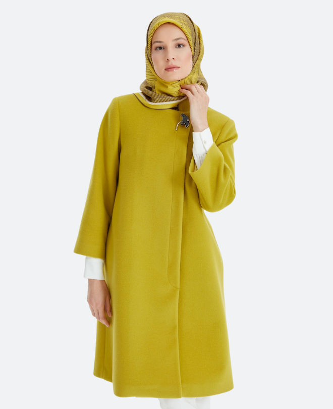Manteau avec Broche