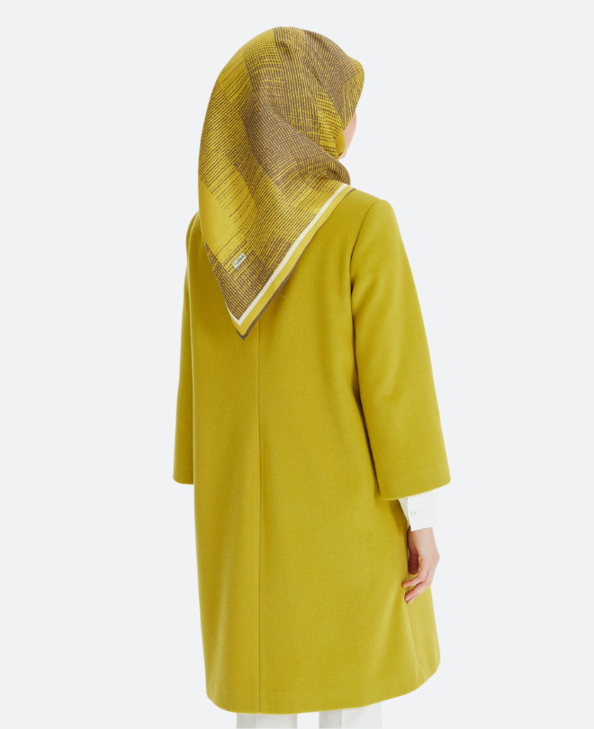 Manteau avec Broche