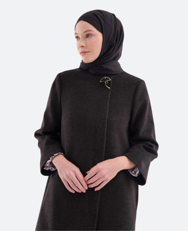 Manteau avec Broche