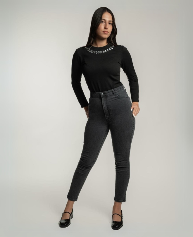  Raja Jeans