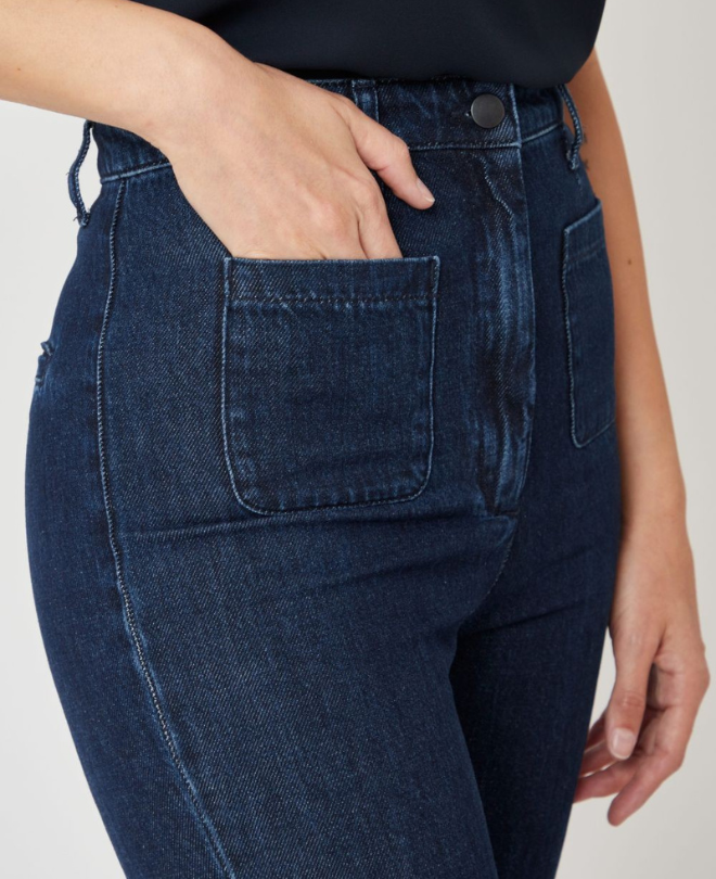  Sana Jeans