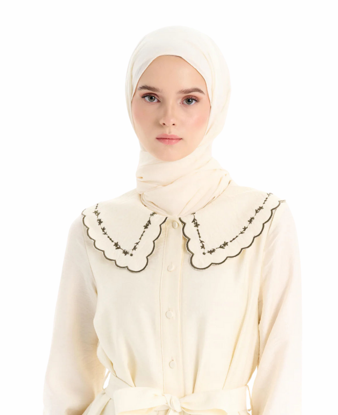 Robe avec Brodée