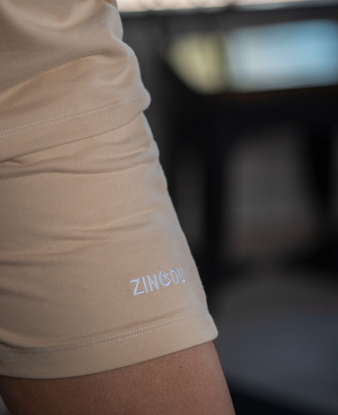 Short ZINCOU
